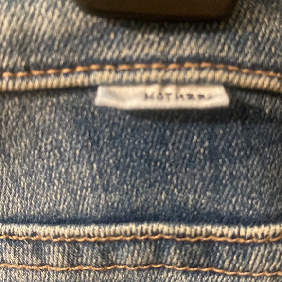 MOTHER Denim The Runaway Step Fray Jeans - Picture 3 of 11